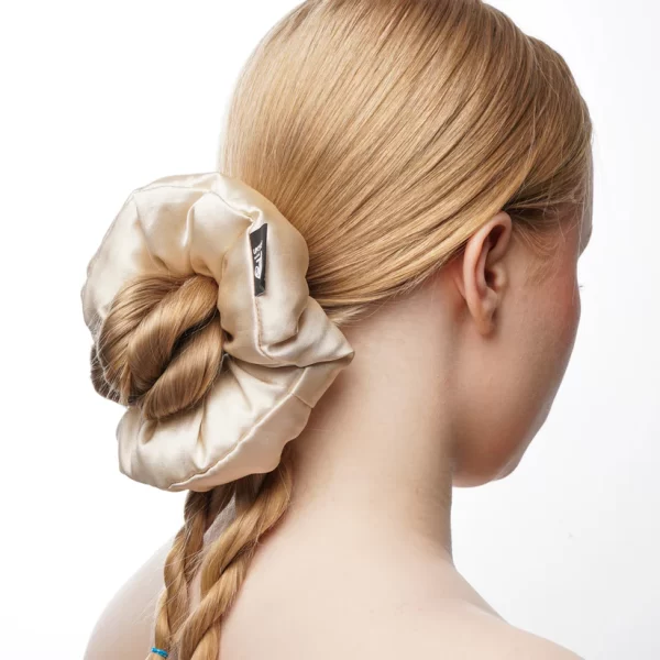 OVERSIZED PILLOW Scrunchie, Beige - Image 3