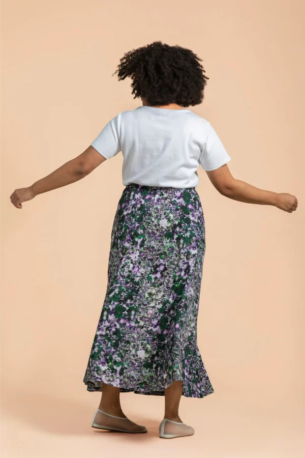 SOFT MIDI Skirt, Blooming Forest Lilac - Image 4